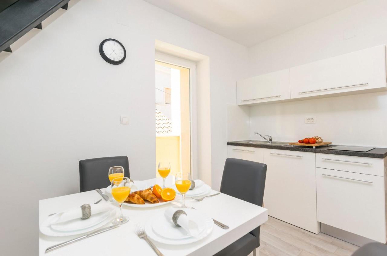שיבניק Apartments And Rooms Adriatic Suites מראה חיצוני תמונה