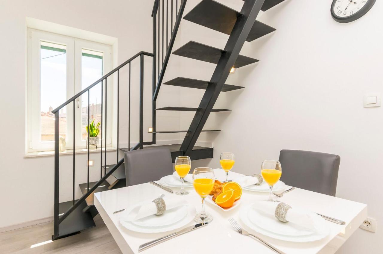 שיבניק Apartments And Rooms Adriatic Suites מראה חיצוני תמונה