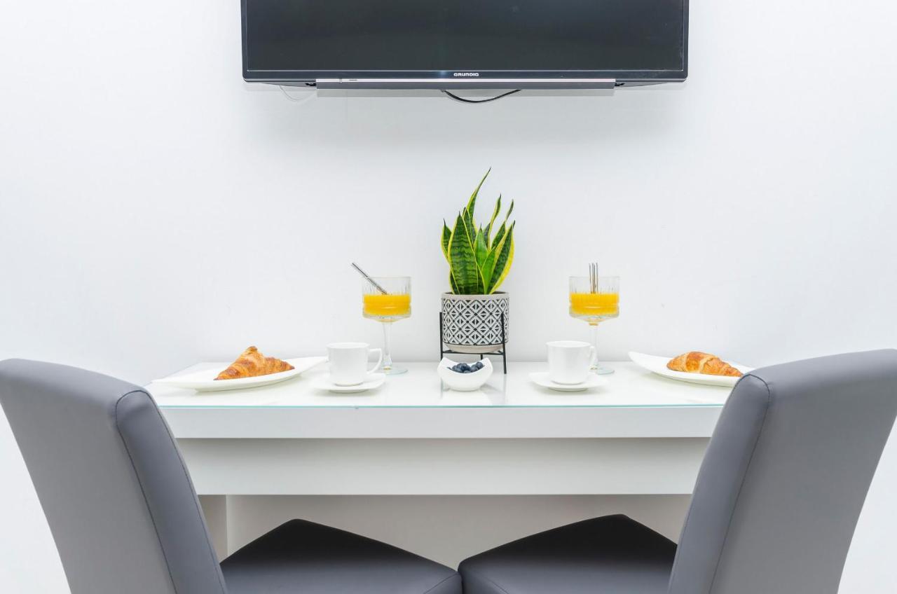 שיבניק Apartments And Rooms Adriatic Suites מראה חיצוני תמונה