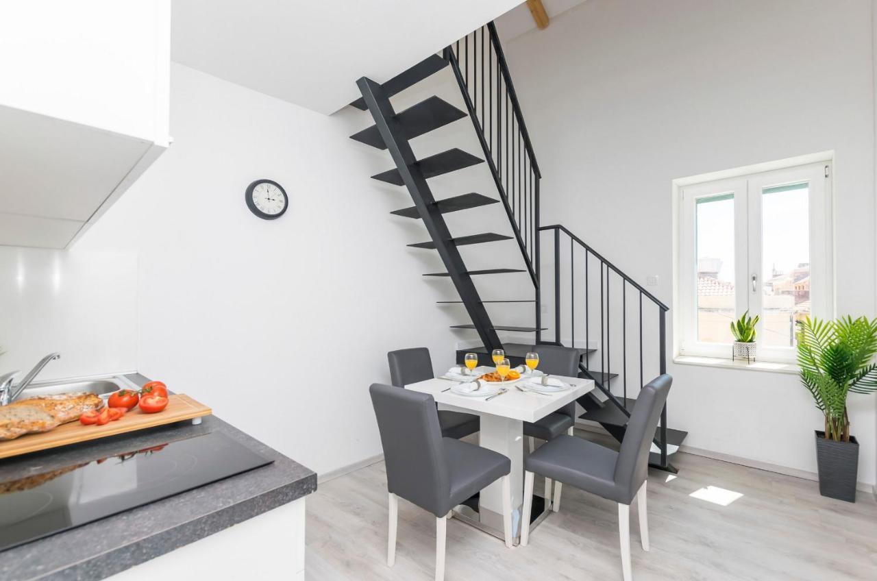 שיבניק Apartments And Rooms Adriatic Suites מראה חיצוני תמונה