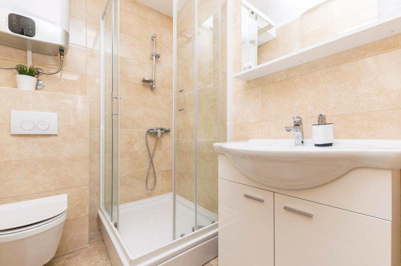 שיבניק Apartments And Rooms Adriatic Suites מראה חיצוני תמונה