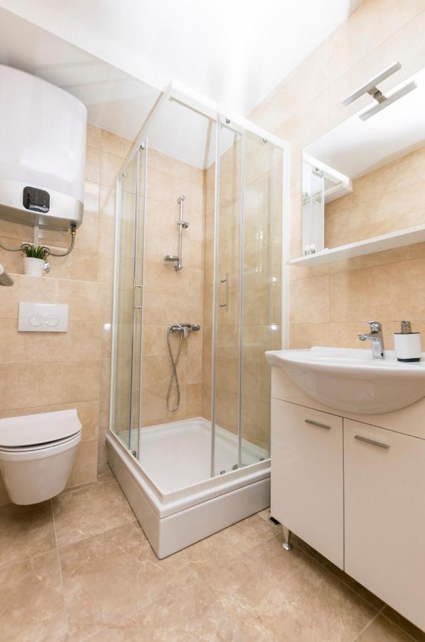 שיבניק Apartments And Rooms Adriatic Suites מראה חיצוני תמונה